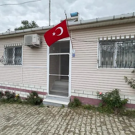 Ucmakdere Pansiyon Sarkoy
